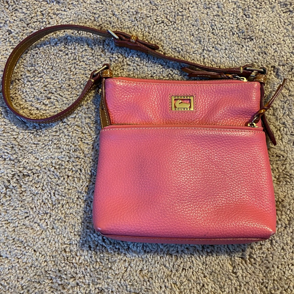Dooney & Bourke purse